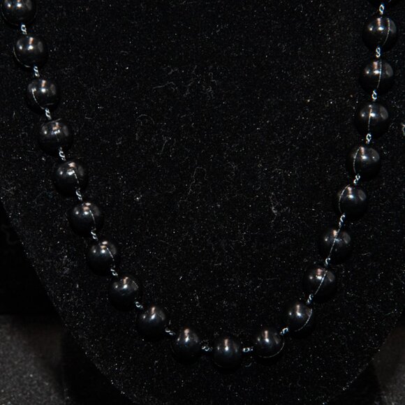 18" Black Plastic Bead Necklace - Picture 2 of 2